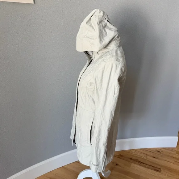 Marmot Women's Hooded Ski Jacket in Creamy Grey - Picture 9 of 16